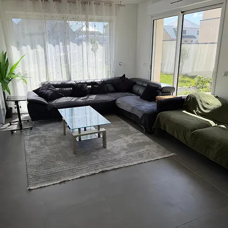 Spacious 4-bedroom House Near Pegasus Bridge & Caen * Escoville