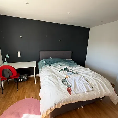 بيت للعطل Spacious 4-bedroom House Near Pegasus Bridge & Caen *